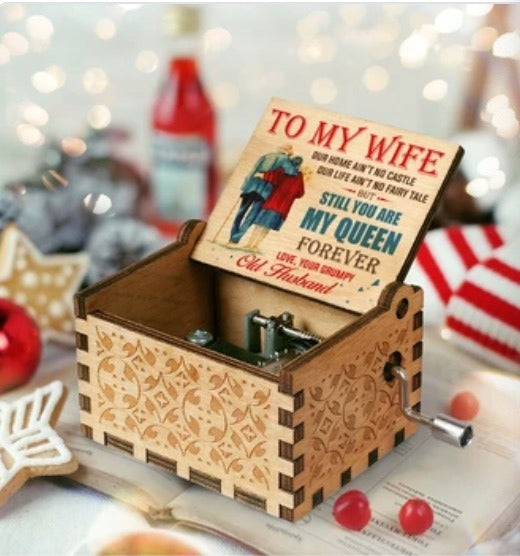 vintage-exquisite-wooden-hand-music-box-exquisite-elegant-color-painting-octave-box-creative-gift-ornaments