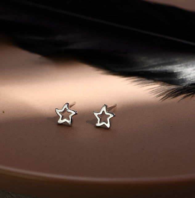 Star earrings female personality simple hollow starfish student earrings
