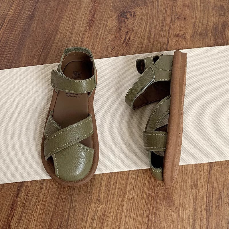 flat-heeled-toe-covered-sandals-for-women-casual-shoes