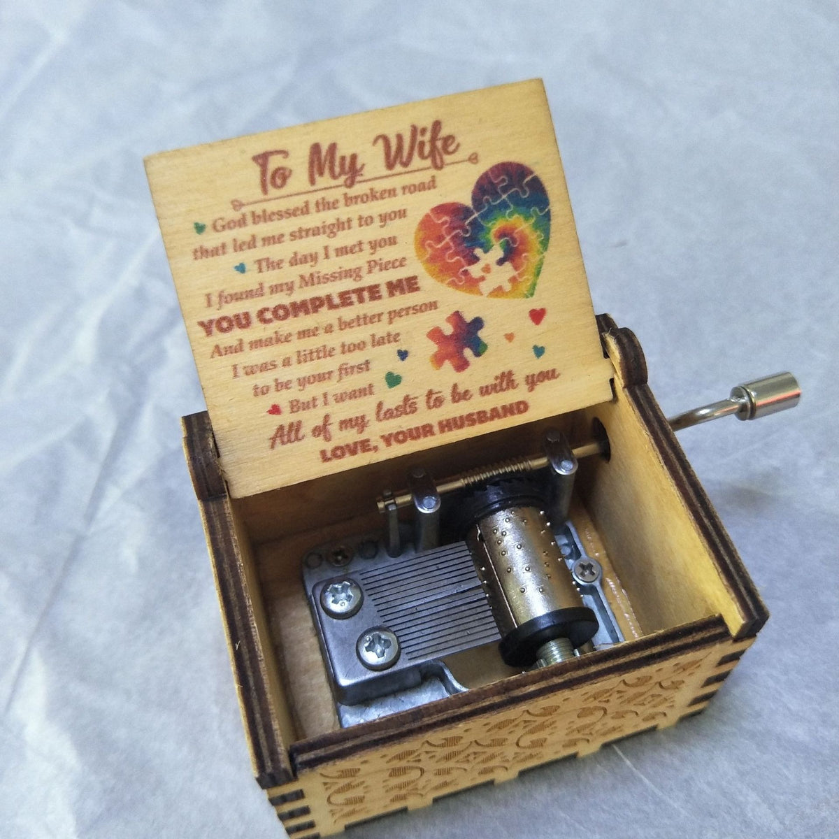vintage-exquisite-wooden-hand-music-box-exquisite-elegant-color-painting-octave-box-creative-gift-ornaments