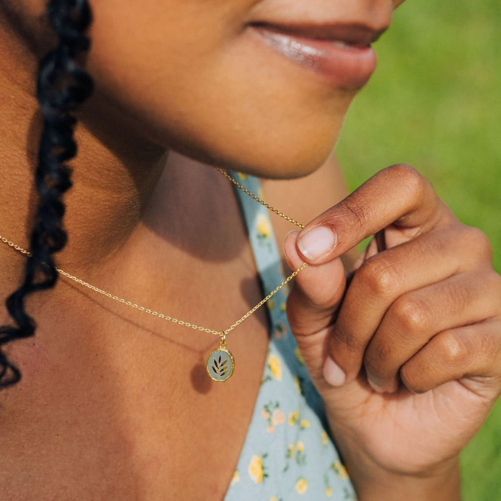 stone-gem-necklace-butterfly-star-moon-love-snake-flower-planet-clavicle-chain
